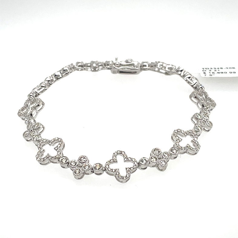 Round Bezel and Prong-Set Diamond Quatrefoil-Link Bracelet