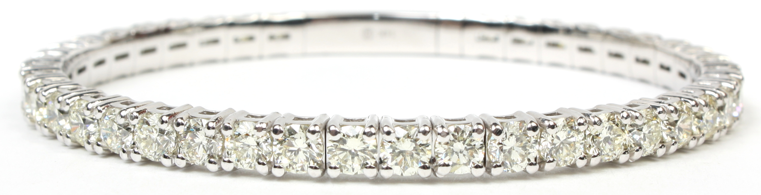 14K White Gold 9.90Ctw Diamond Bracelet