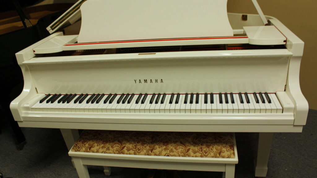 Yamaha piano