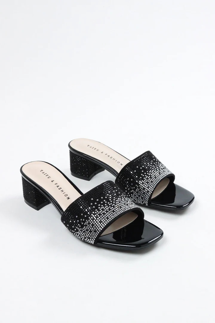 AIMEIGAO - WOMEN'S DIAMOND EMBELLISHED BLOCK HEELS - BLACK