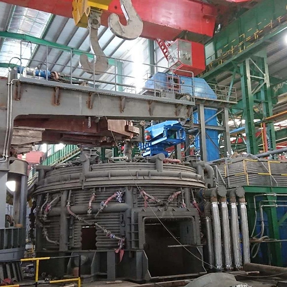 CONTINUOUS CHARGING ELECTRIC ARC FURNACE