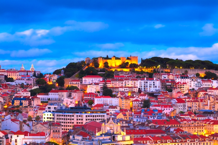 Tour Lisboa à noite