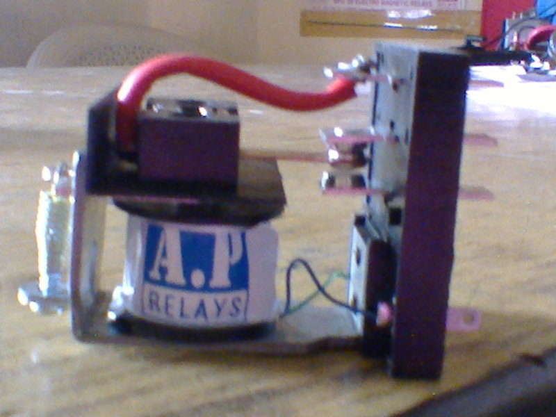 Produsen Relay