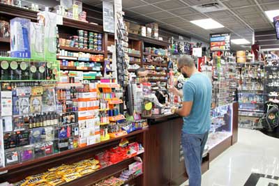 Cigar, kedai-kedai