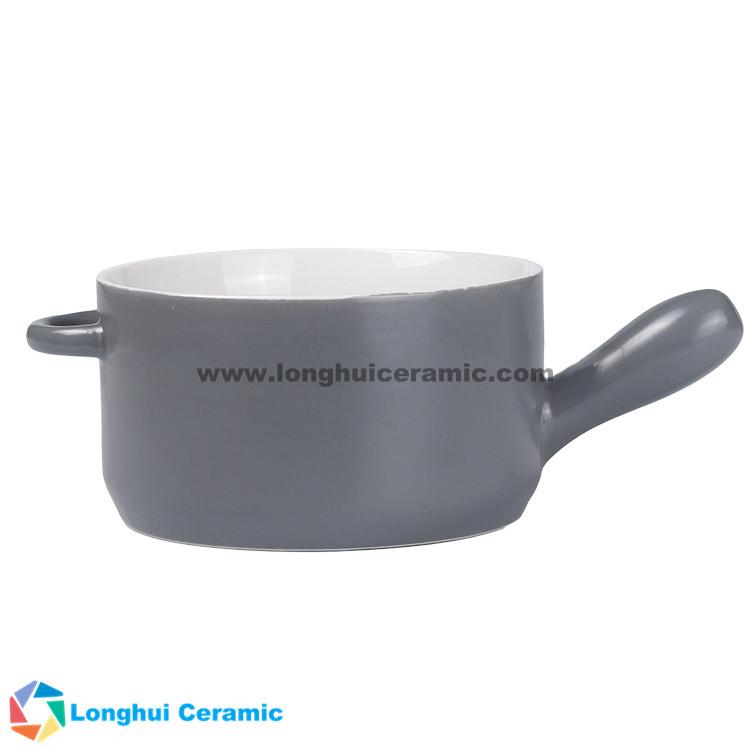 Custom two-tone ceramic soup bowl with one ear and one handle