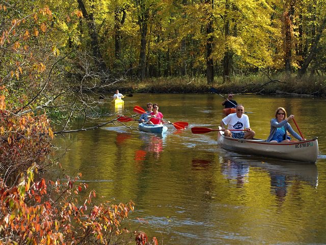 Canpagnes en canoes, kayaks