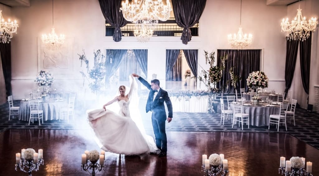 Vogue Ballroom, an exciting wedding and reception venue located in Melbourne’s south-east suburbs of Burwood East, a short 20 minutes from the city center.