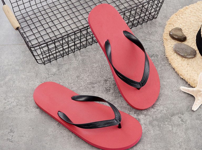   SOLID COLOR SIMPLE FASHION BEACH SHOES