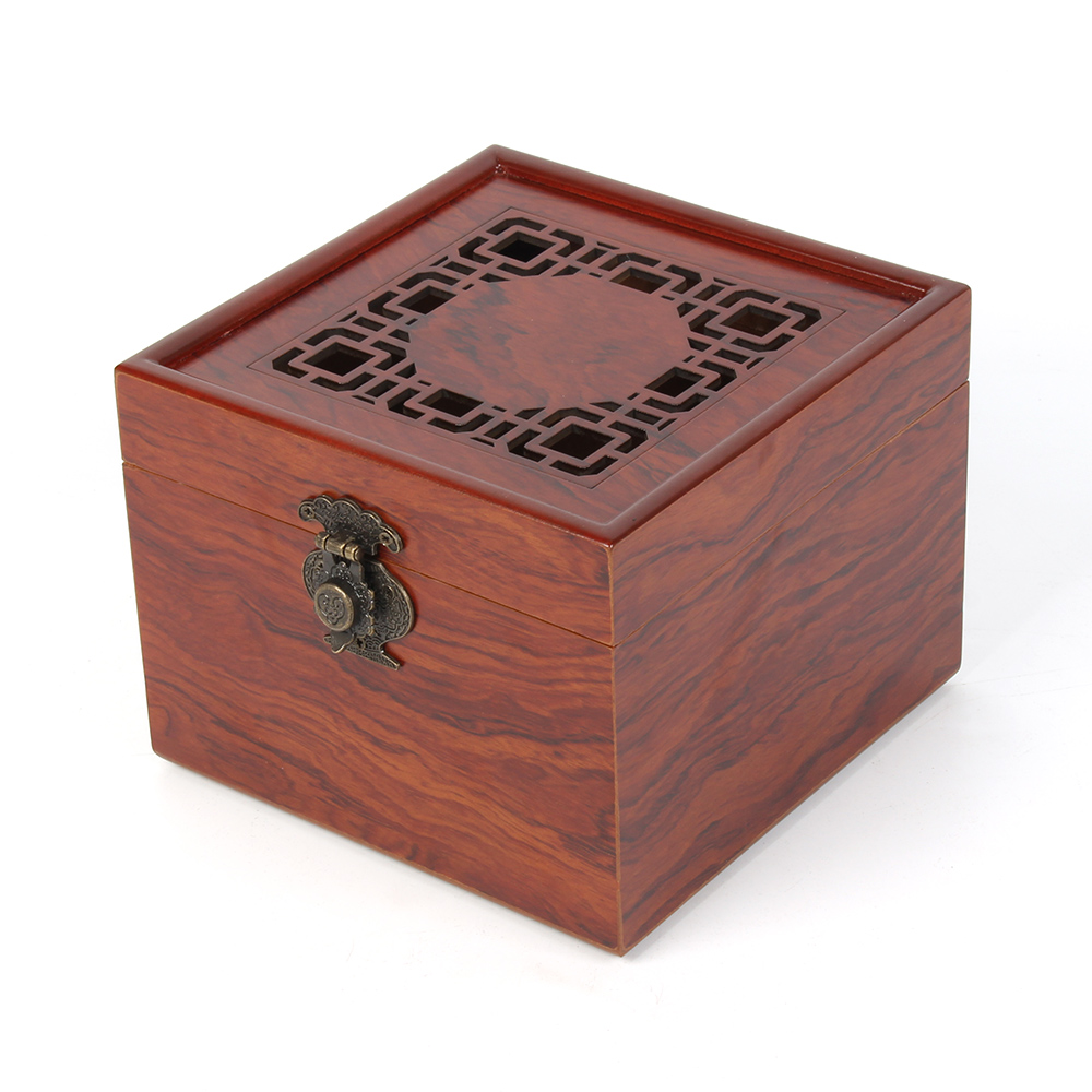 custom wooden box manufacturer