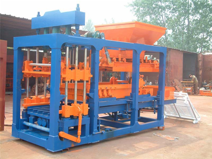 QT6-15 fully automatic hydraulic cement block making machine