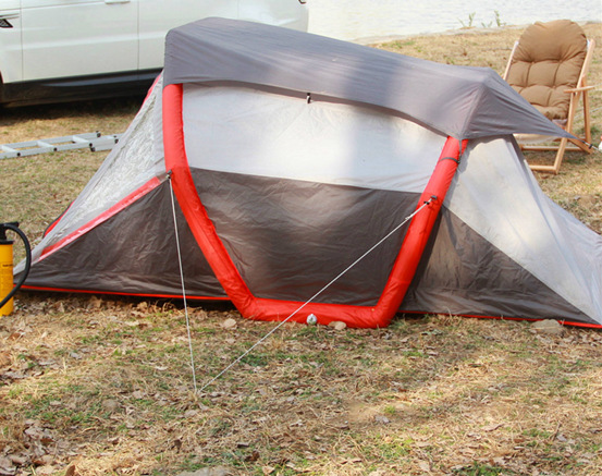 キャンプ用のテント