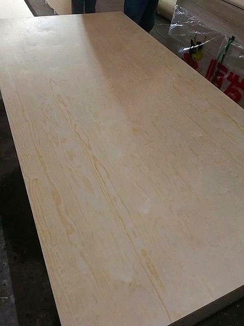 Papan lapis, kayu keras