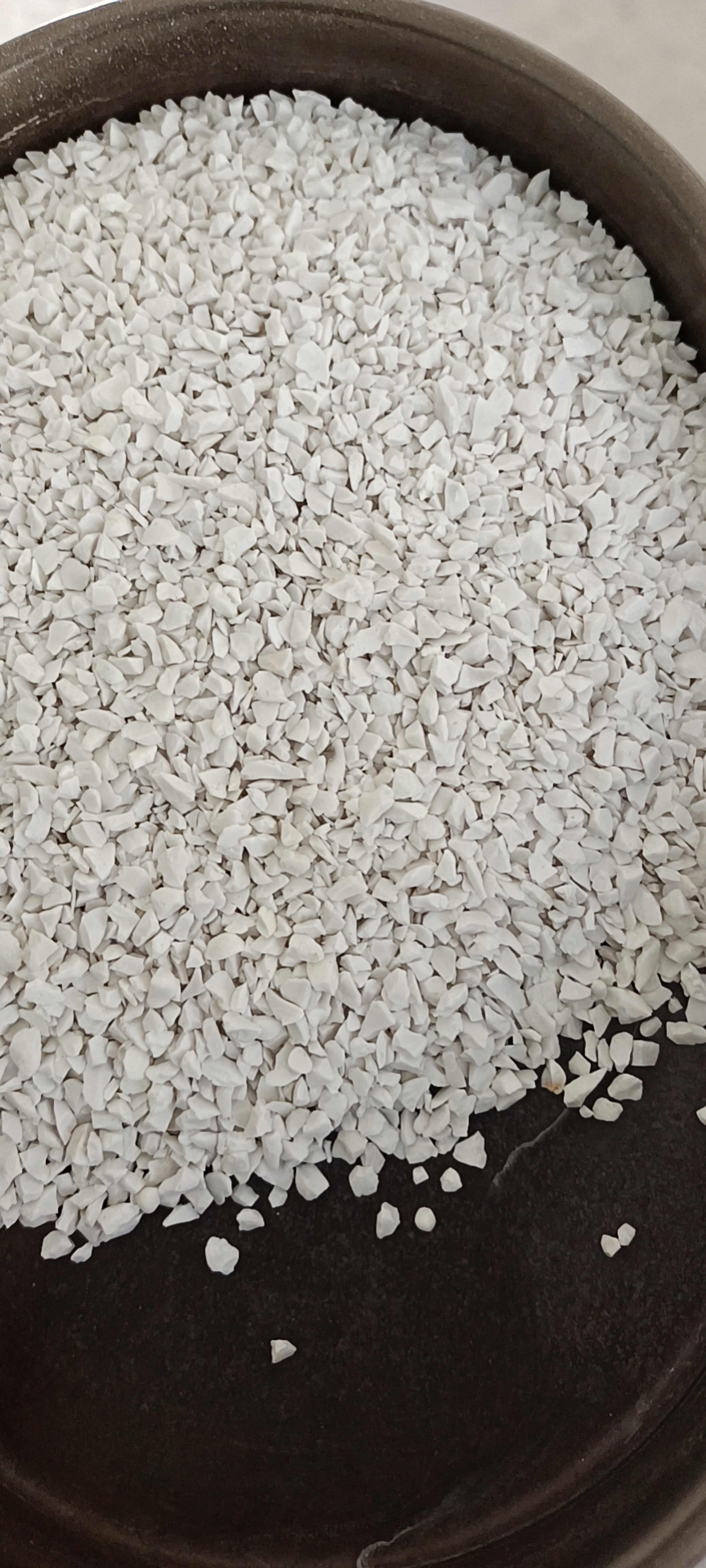 High purity sintered mullite