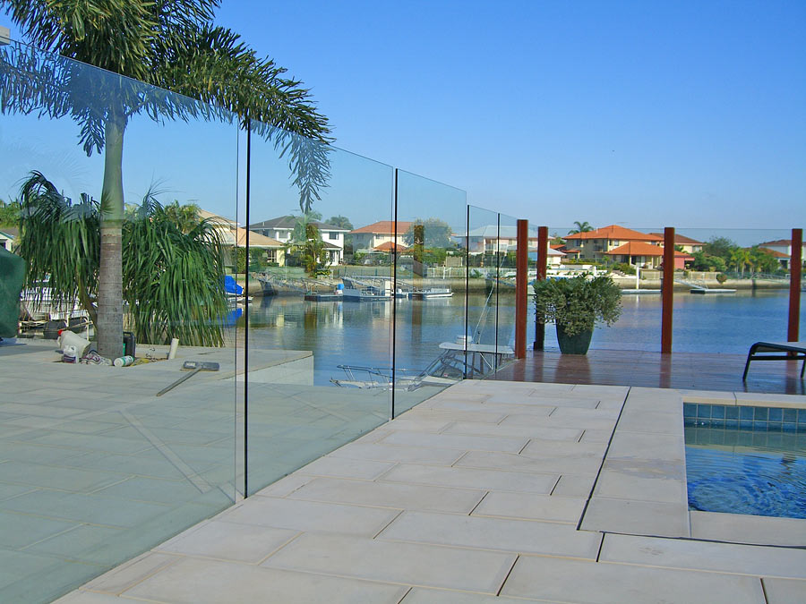 Glass Pool Fencing Melbourne 