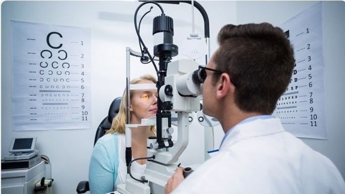 Optometrist специализирано