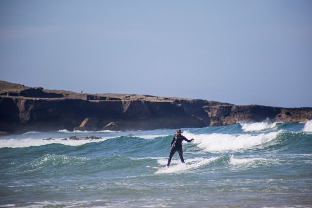 Surfing välineet ja tarvikkeet